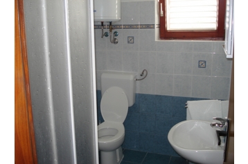 Chorwacja Privát Novalja, Zewnątrz